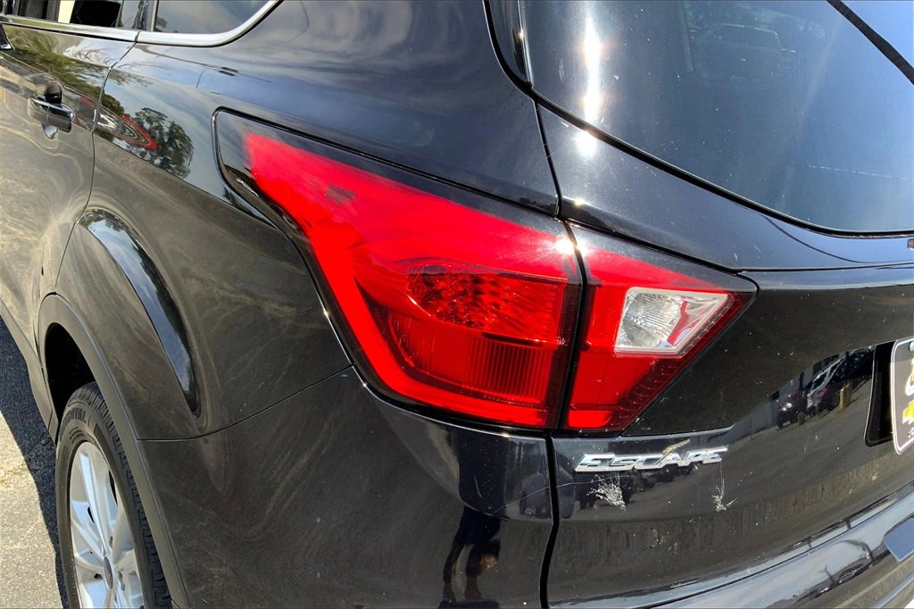2019 Ford Escape SE photo 28