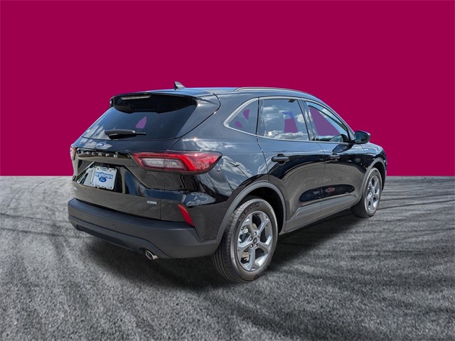 2025 Ford Escape ST-Line photo 4