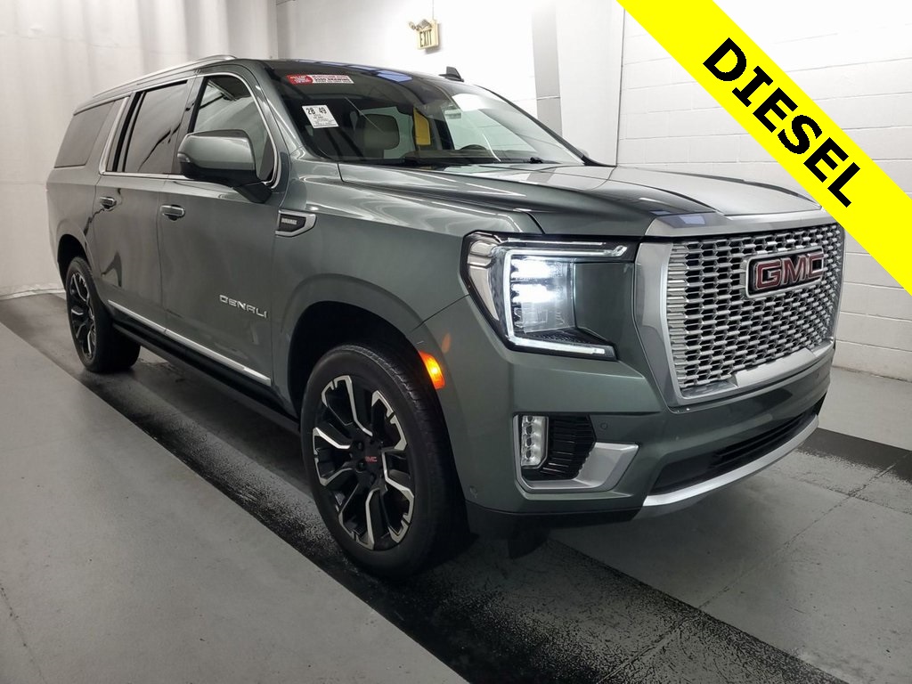 2024 GMC Yukon XL Denali's photo
