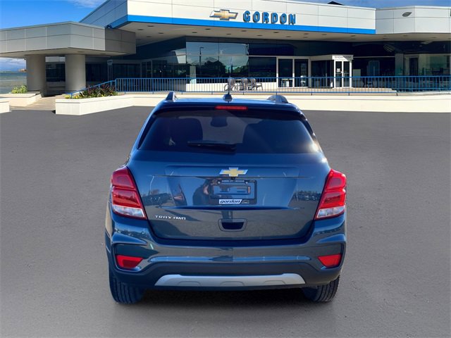 2022 Chevrolet Trax LT photo 3