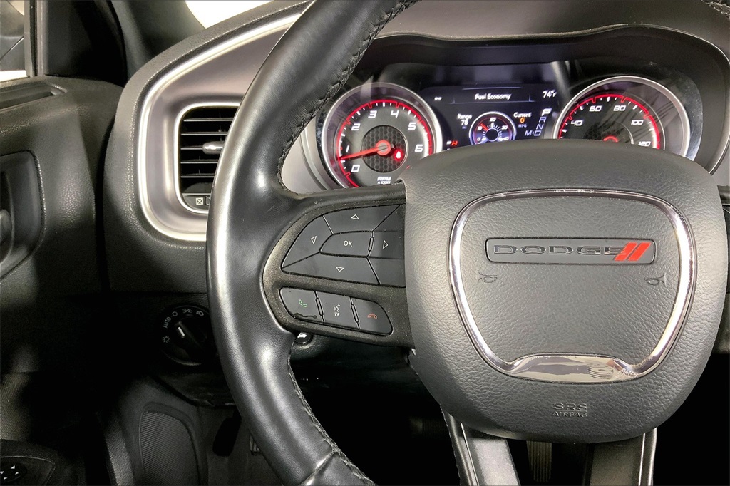 2022 Dodge Charger SXT photo 18