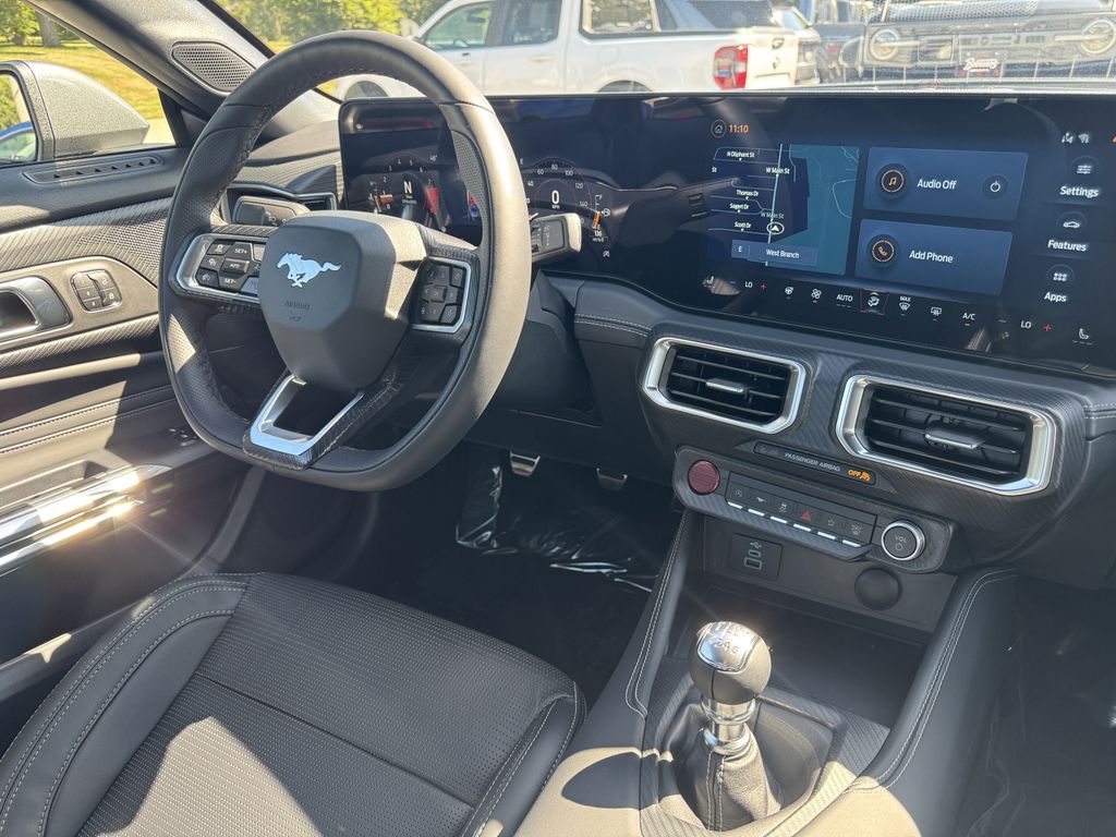 2025 Ford Mustang GT Premium photo 18