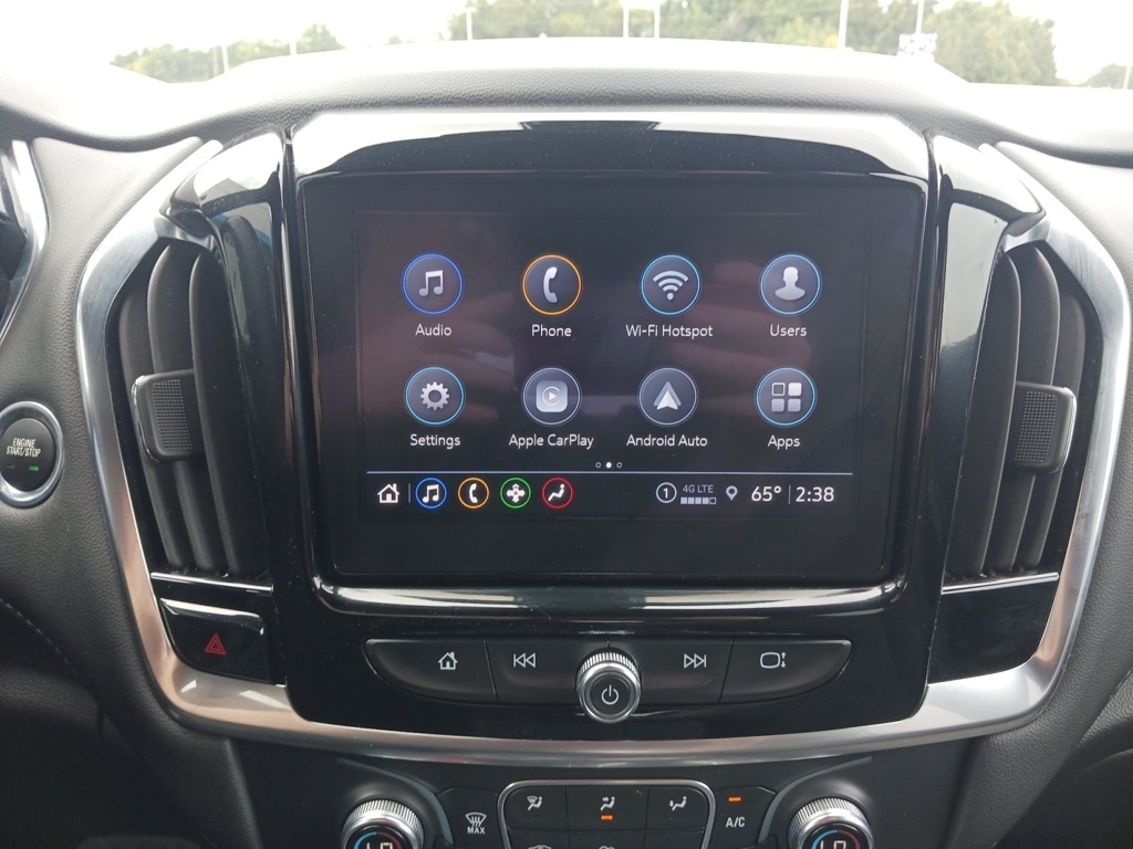2022 Chevrolet Traverse Cloth photo 16
