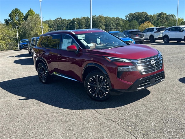 2026 Nissan Rogue Platinum photo 2