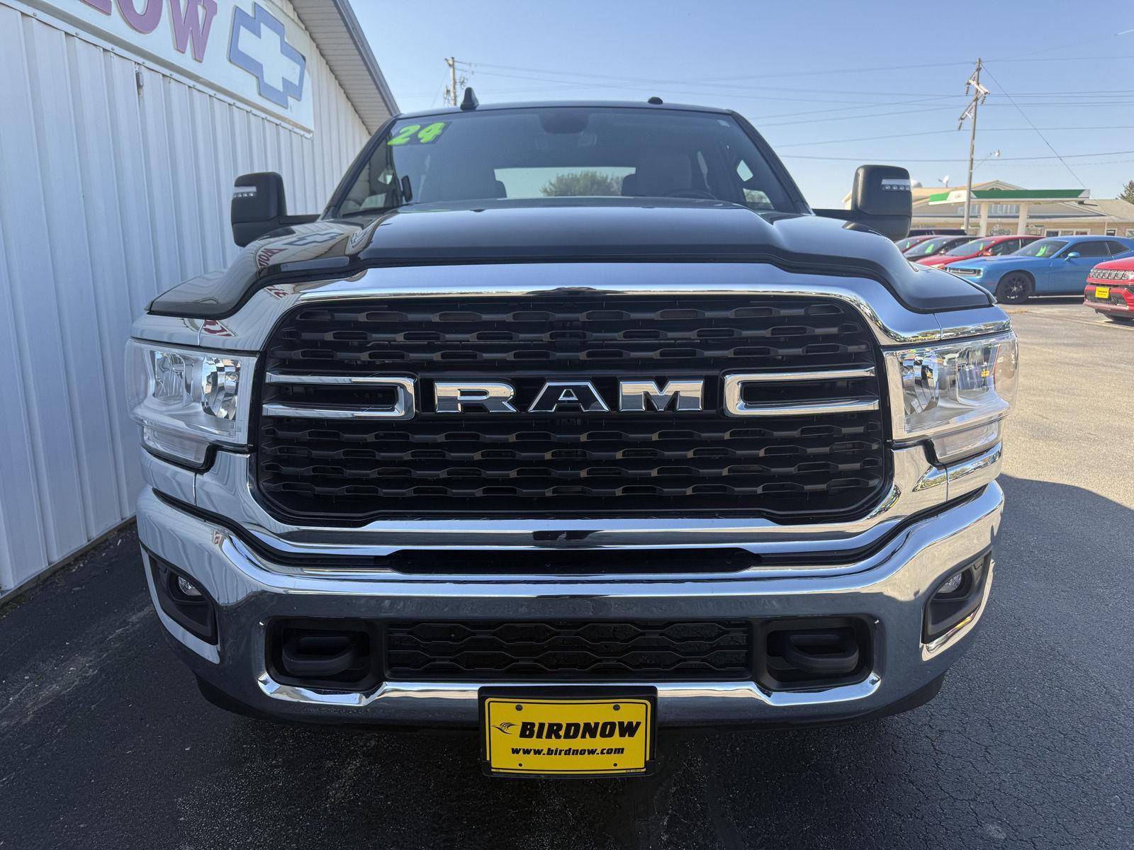 2024 Ram 2500 Big Horn photo 2