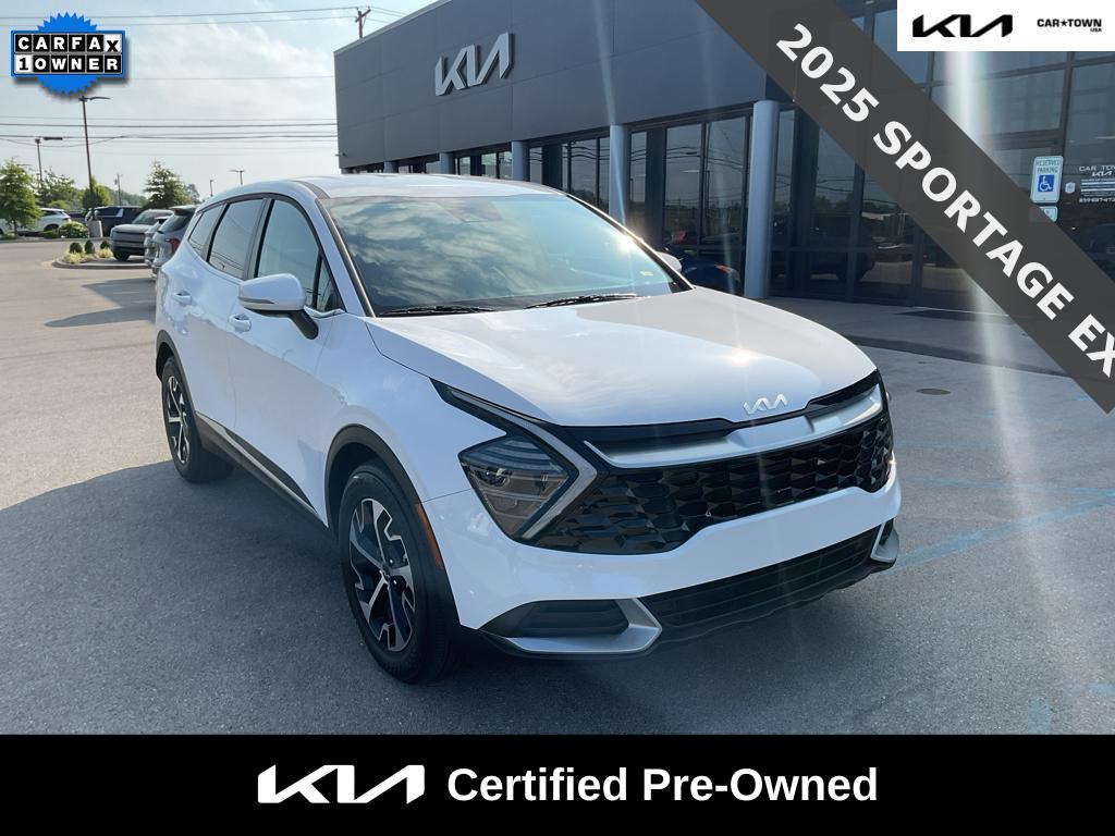 2025 Kia Sportage EX's photo