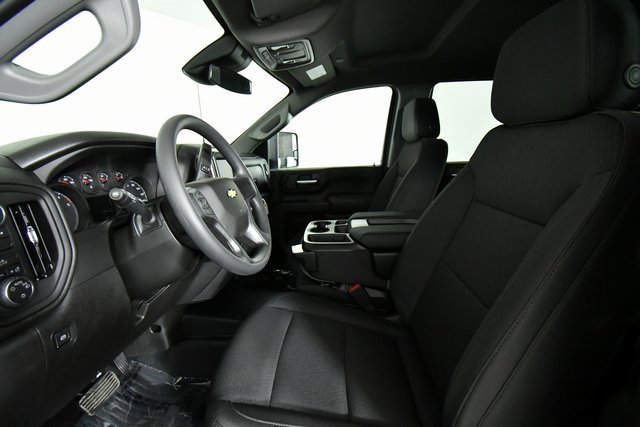 2026 Chevrolet Silverado 3500HD Work Truck photo 4