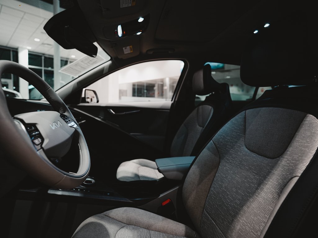 2023 Kia Niro EV Wave photo 27