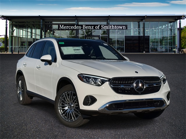 2026 Mercedes-Benz GLC Base's photo