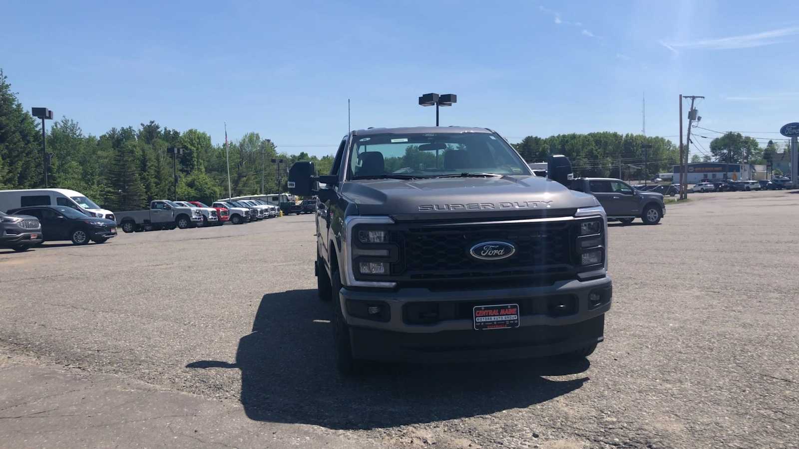 2025 Ford F-350 XL photo 4