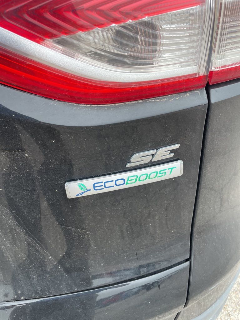 2016 Ford Escape SE photo 8
