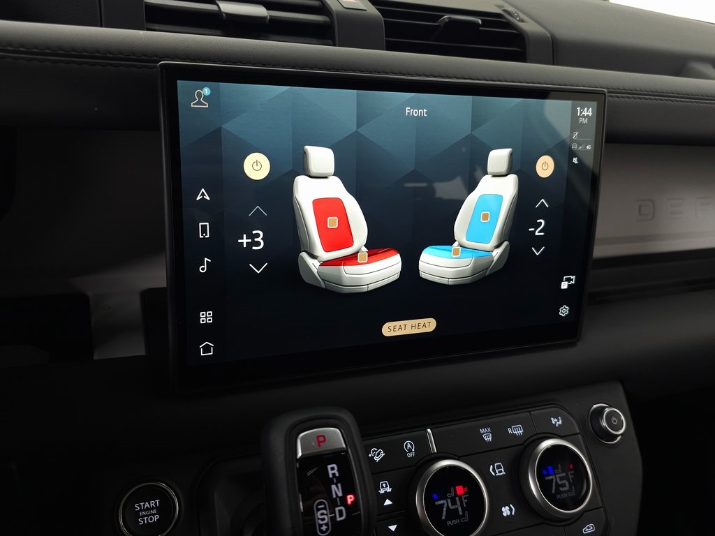 2025 LAND ROVER DEFENDER - Image 28