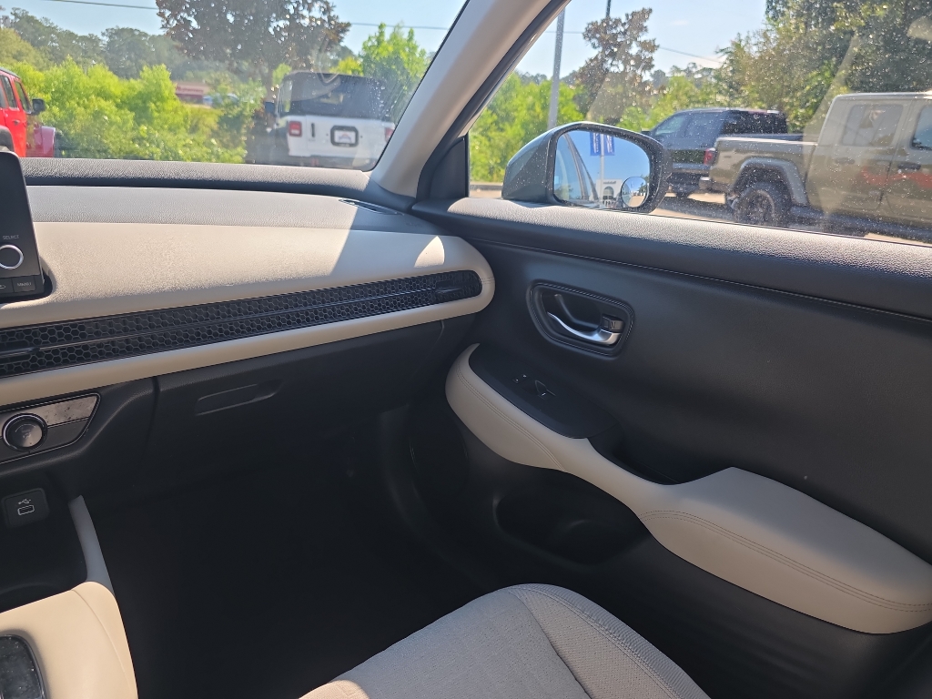 2023 Honda HR-V LX photo 23