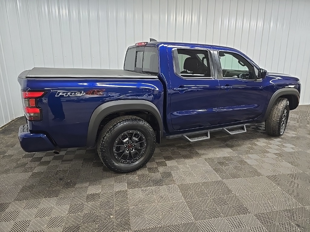 2022 Nissan Frontier PRO-4X photo 3