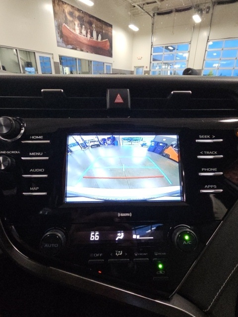 2020 Toyota Camry SE photo 20