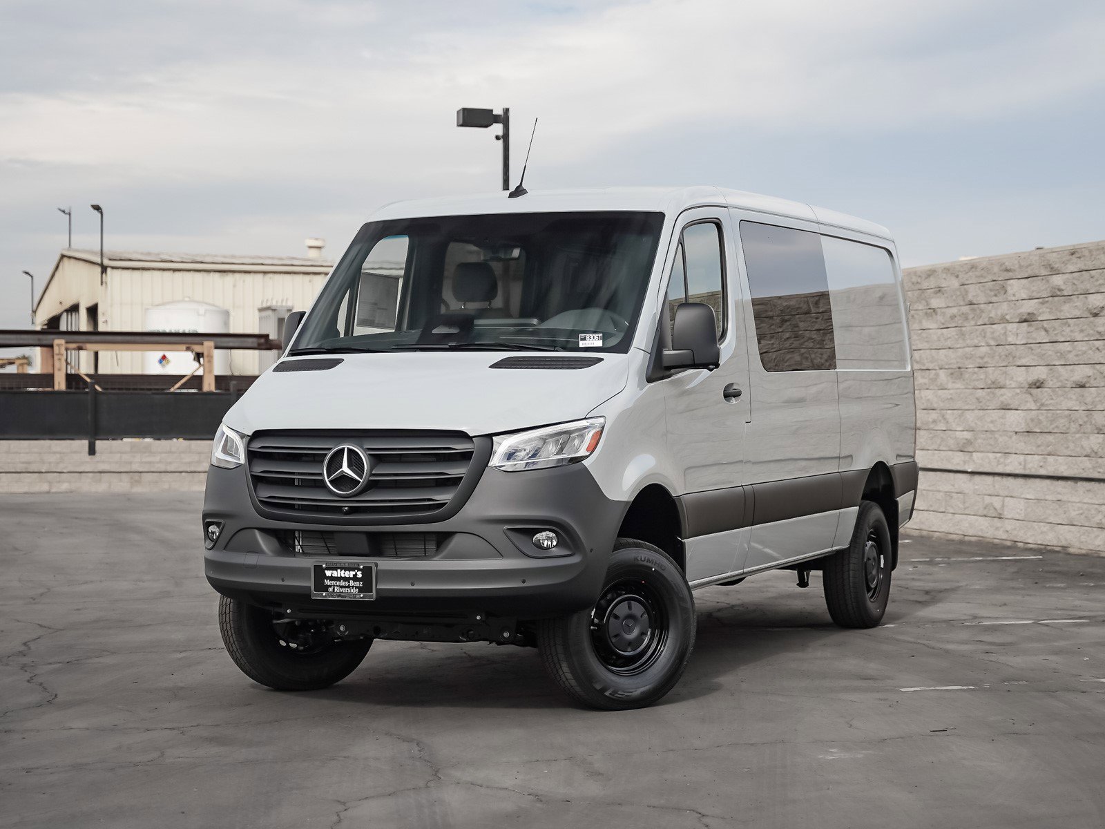 2026 Mercedes-Benz Sprinter Cargo Van Base's photo
