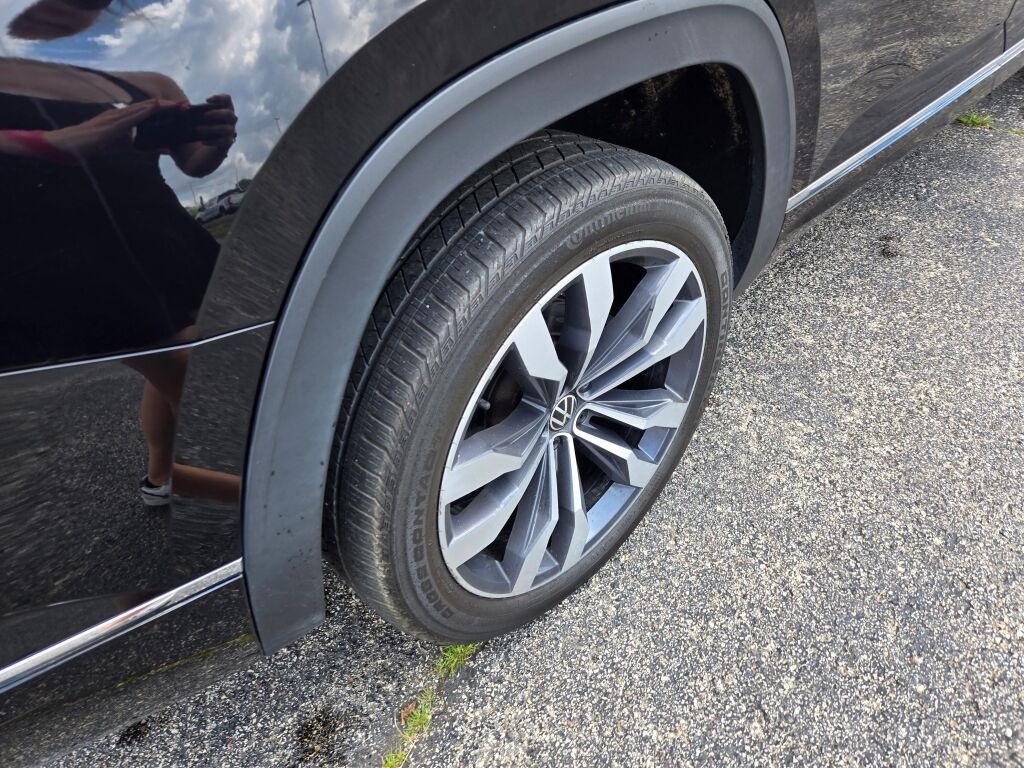 2022 Volkswagen Atlas V6 SEL Premium R-Line photo 10