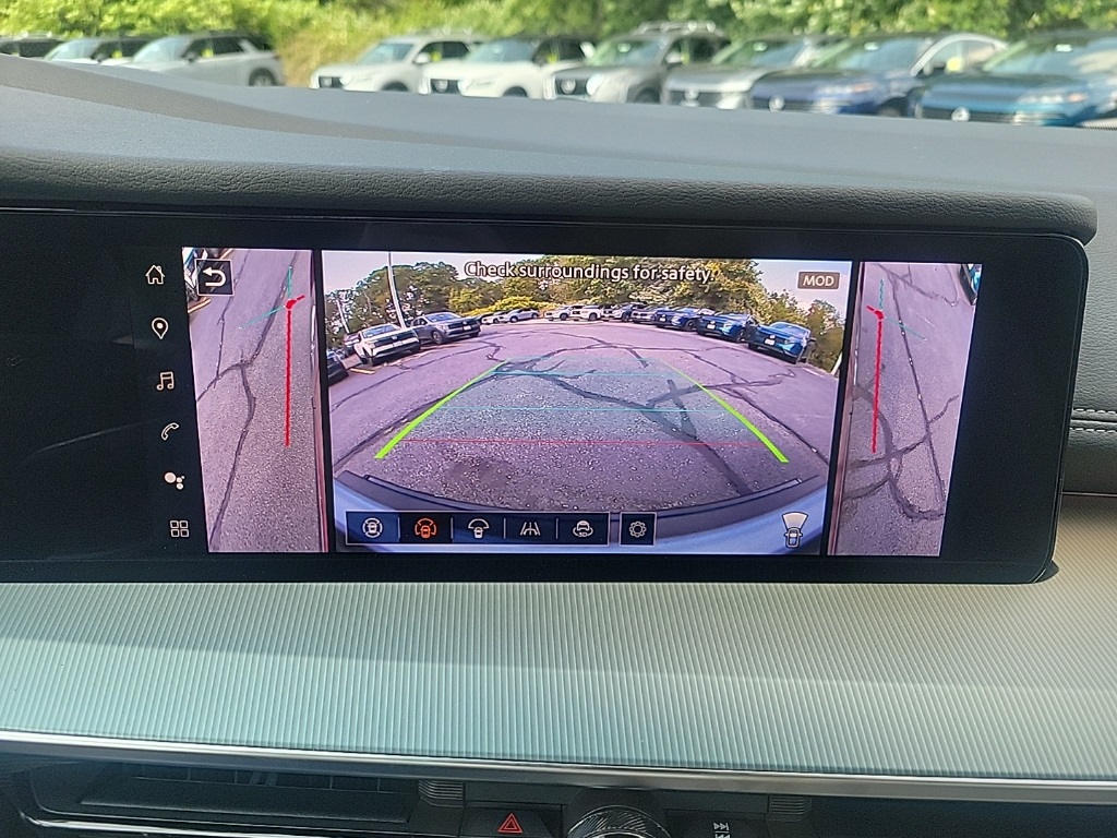 2025 Nissan Murano SL photo 14