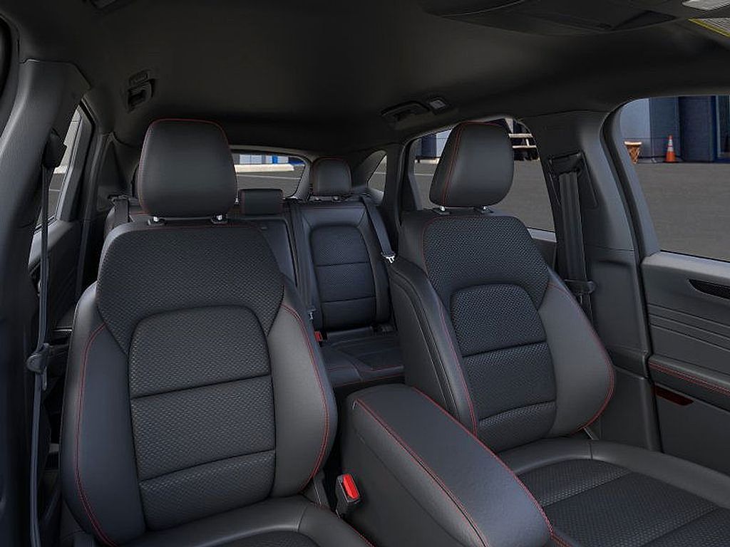 2025 Ford Escape ST-Line Select photo 9