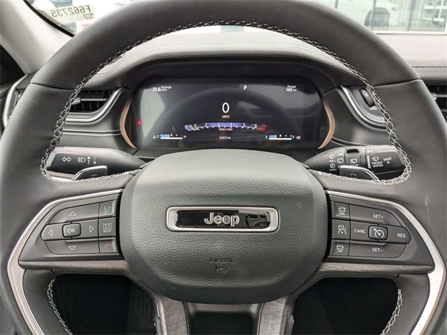 2023 Jeep Grand Cherokee Limited photo 30
