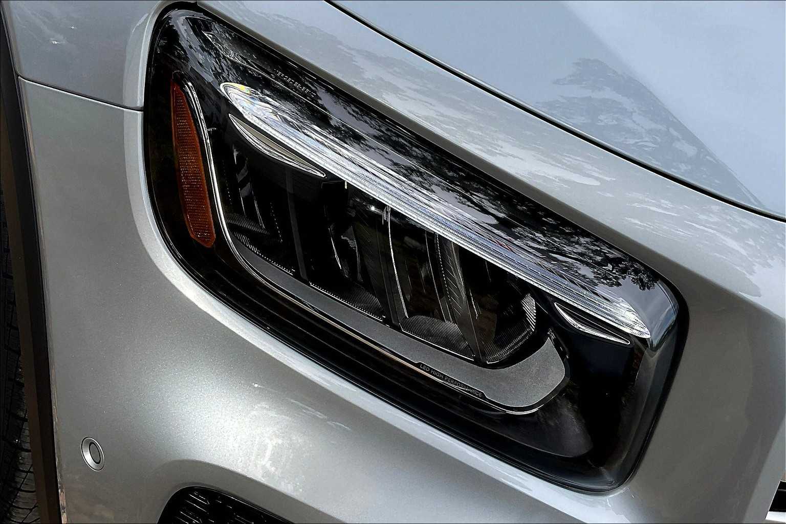 2025 Mercedes Benz GLB 250 photo 13