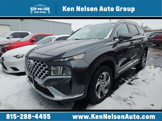 2022 Hyundai Santa Fe SEL's photo