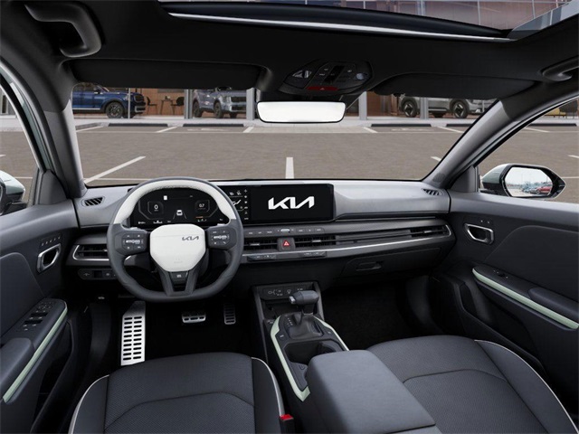 2025 Kia K4 GT-Line Turbo photo 13