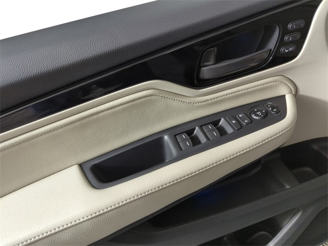 2026 Honda Odyssey Touring photo 12