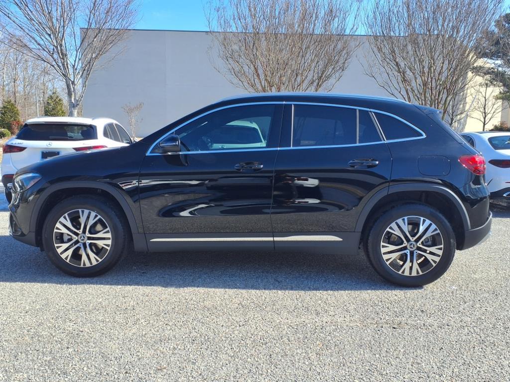 2025 Mercedes Benz GLA 250 photo 3