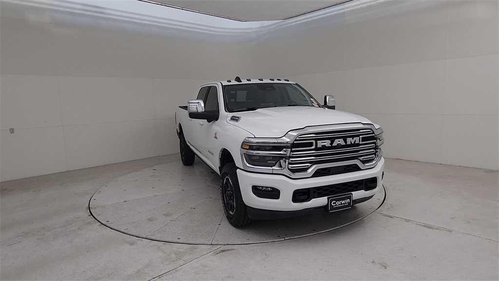2025 Ram 2500 Laramie photo 4