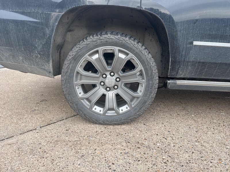 2016 Gmc Yukon Denali photo 4