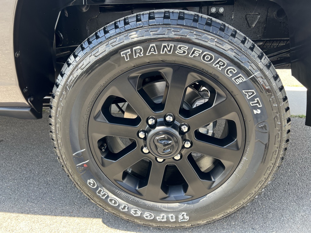 2025 Ram 3500 Laramie photo 12