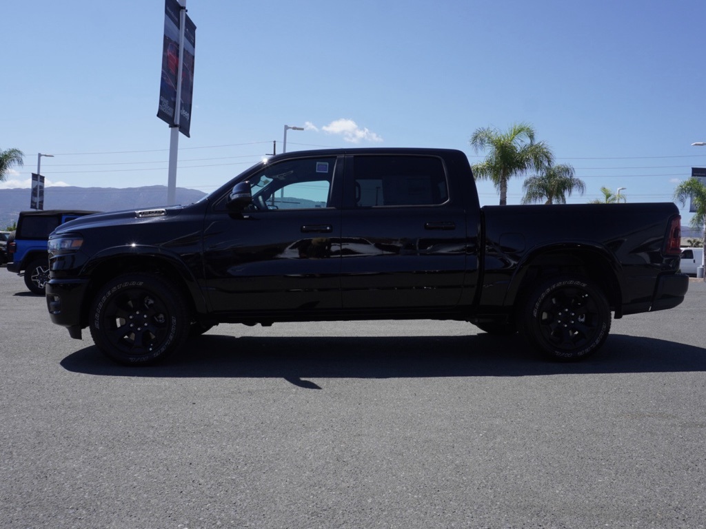 2026 Ram 1500 Big Horn Night Edition photo 7