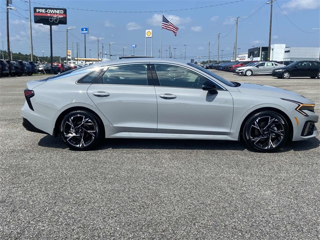2025 Kia K5 GT-Line photo 2