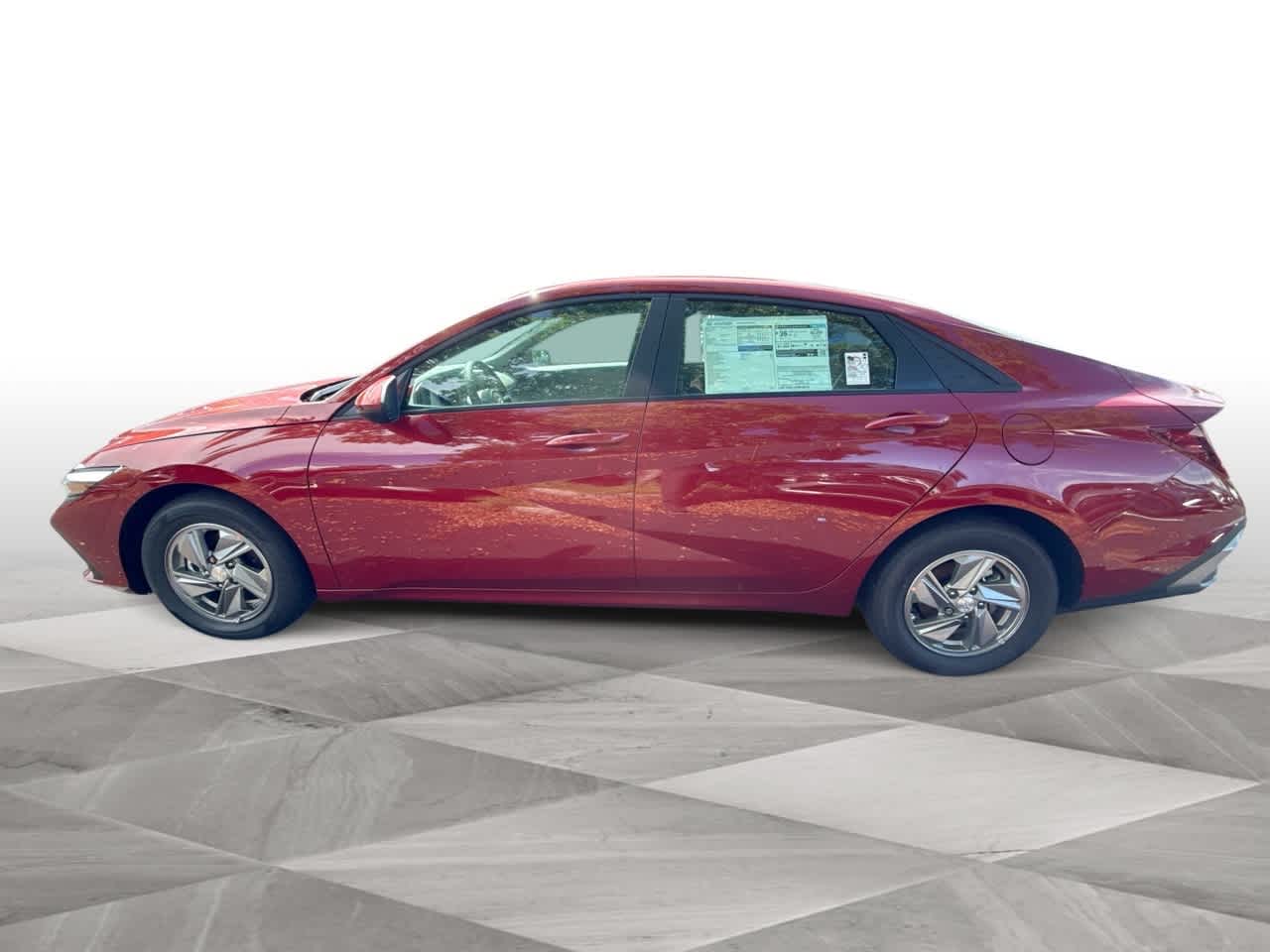 2025 Hyundai Elantra SE photo 4