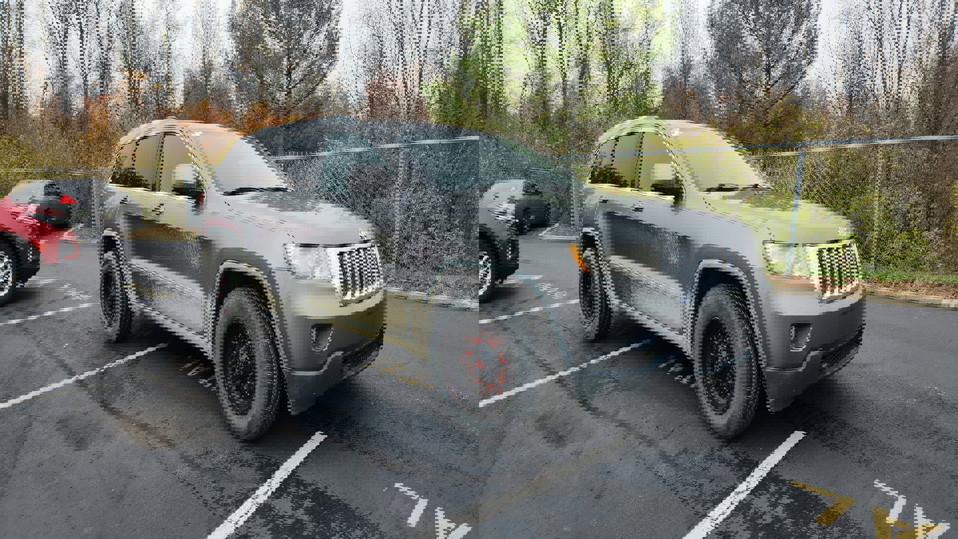 Used 2012 Jeep Grand Cherokee Laredo with VIN 1C4RJFAG4CC175325 for sale in Florence, KY