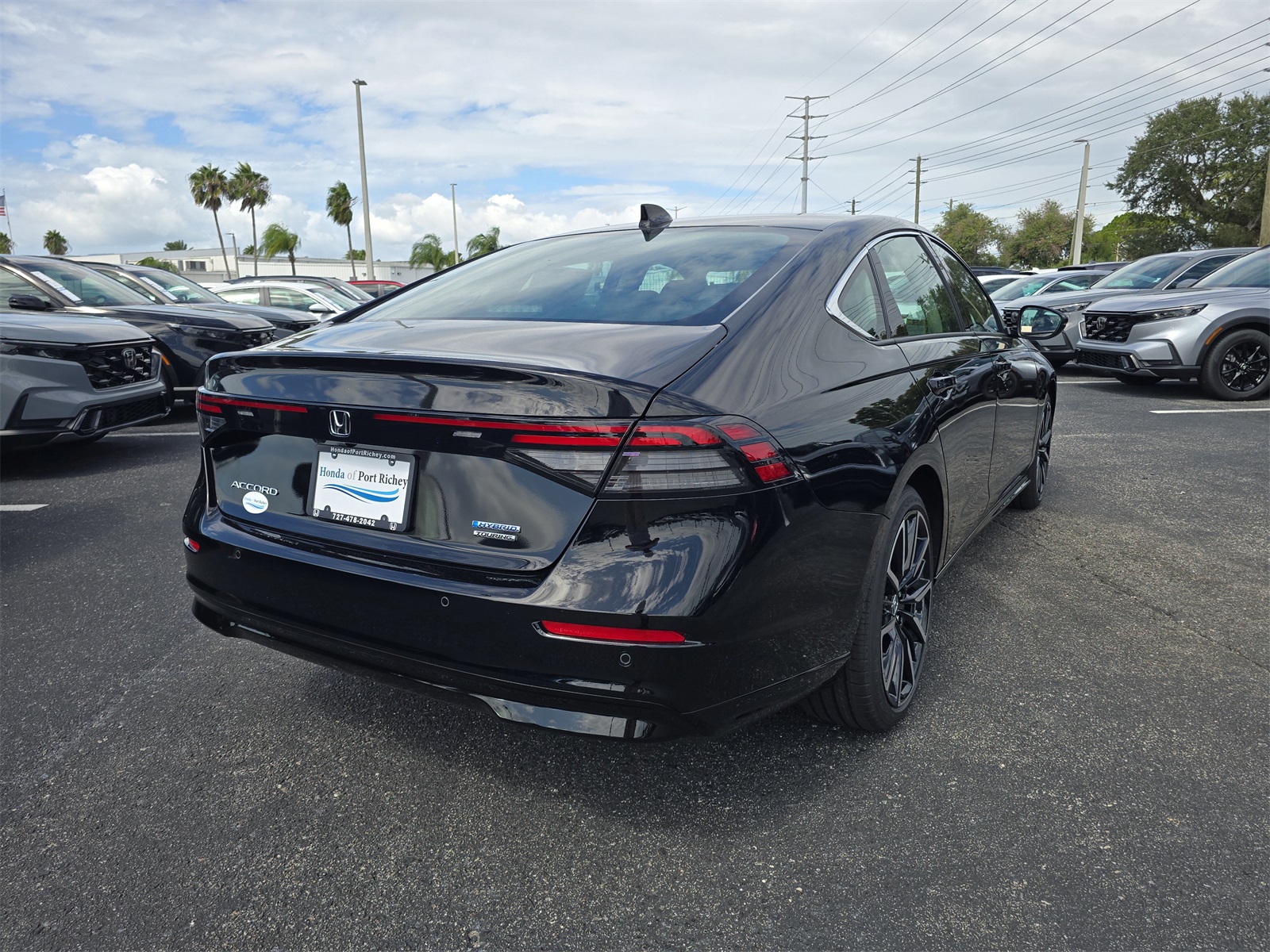 2025 Honda Accord Hybrid Touring photo 4