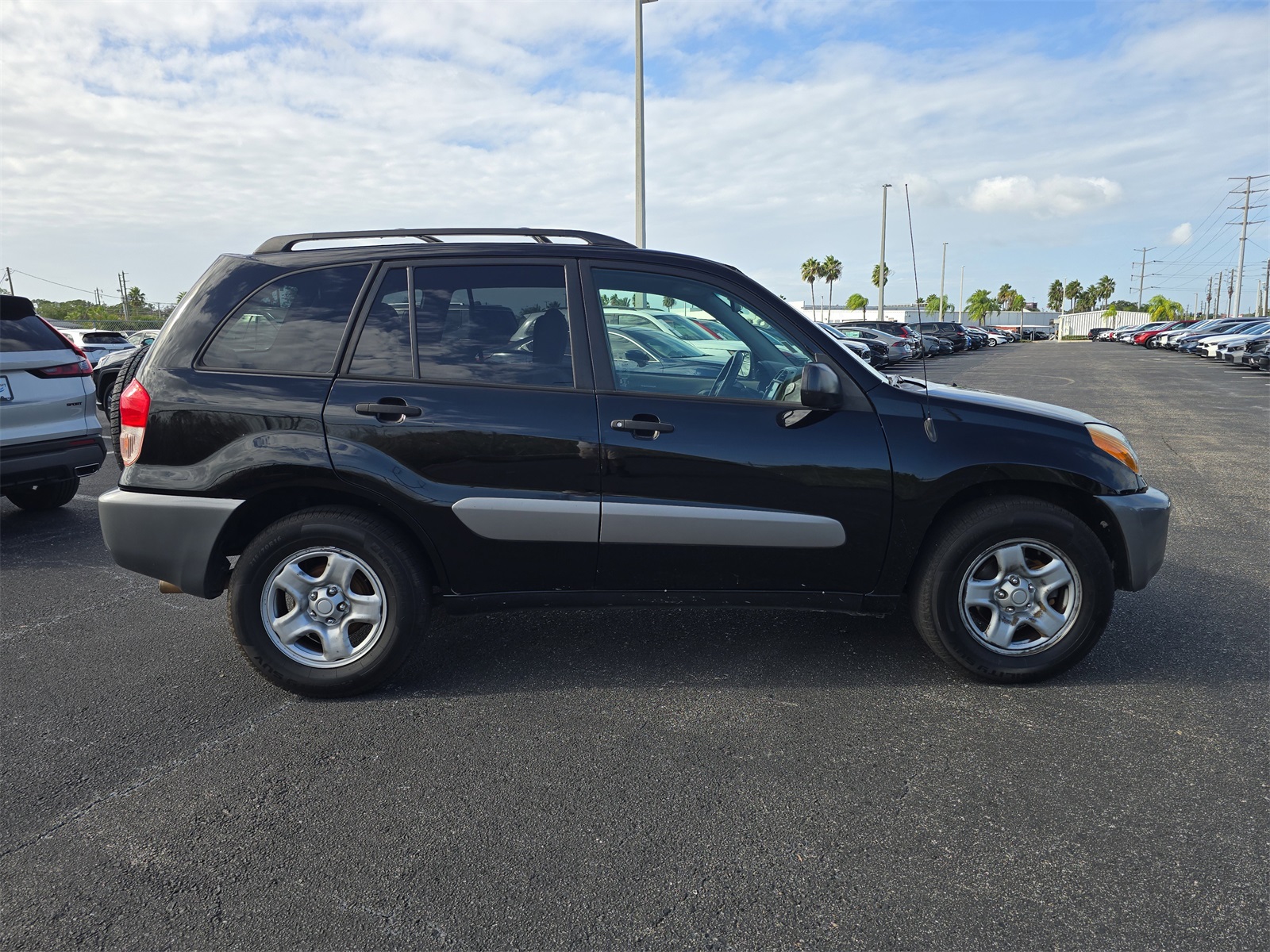 2002 Toyota RAV4 Base photo 2