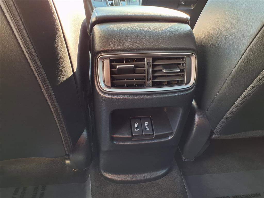 2022 Honda CR-V Touring photo 4