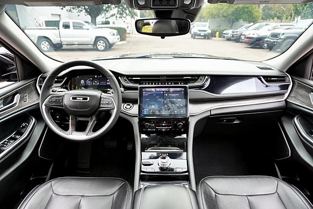 Used 2022 Brown Jeep 4xe image 19