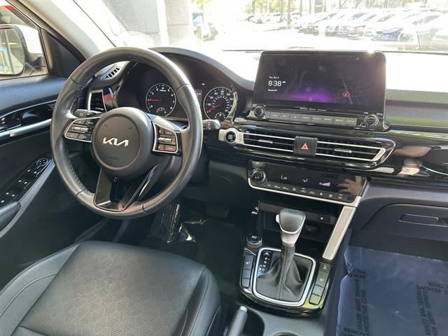2023 Kia Seltos EX photo 11