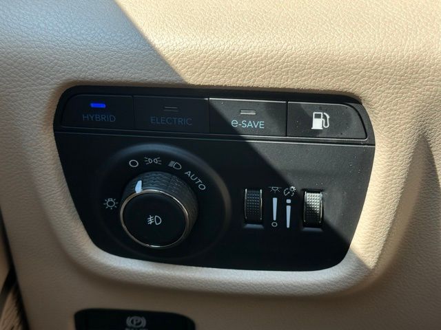 2023 Jeep Cherokee 4xe photo 16