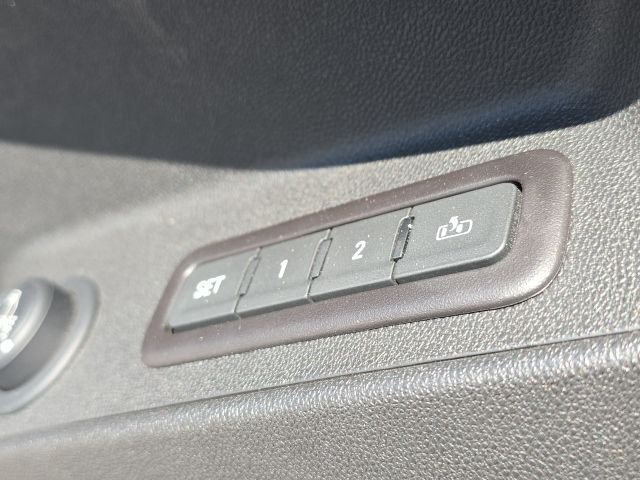 2021 Chevrolet Equinox Premier photo 22