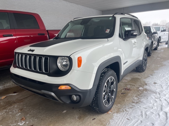 2023 Jeep Renegade Latitude Upland photo 2