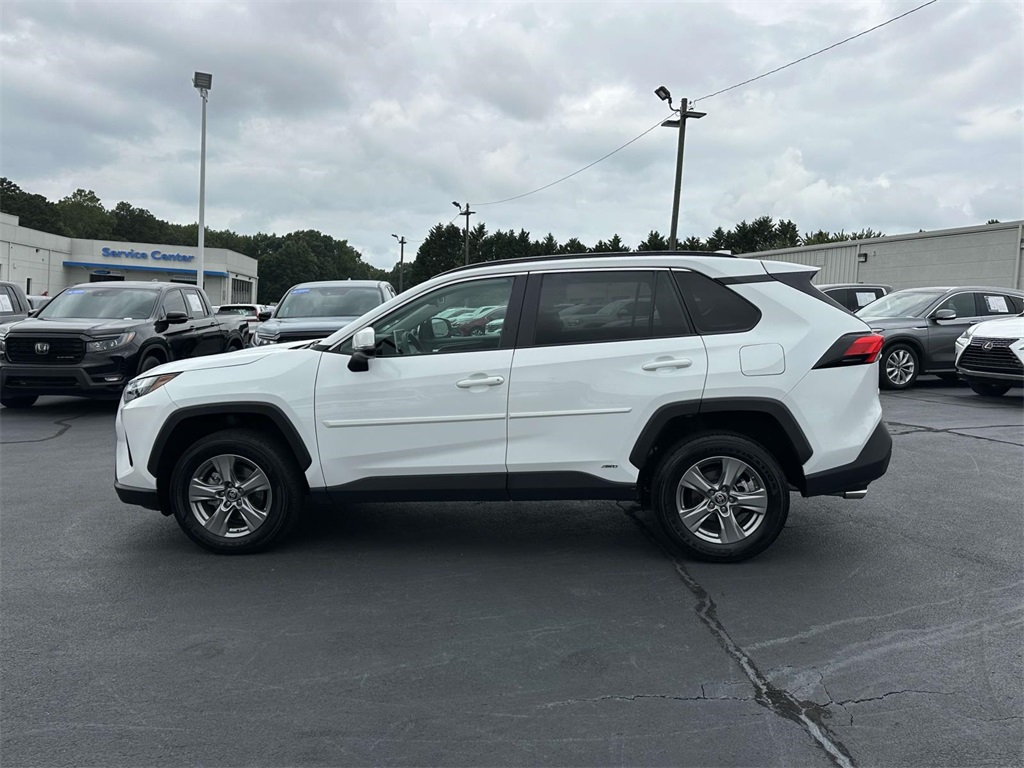 2024 Toyota RAV4 Hybrid LE photo 21