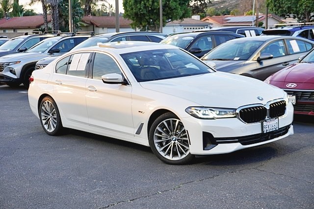 Used 2023 White BMW 530e iPerformance image 2