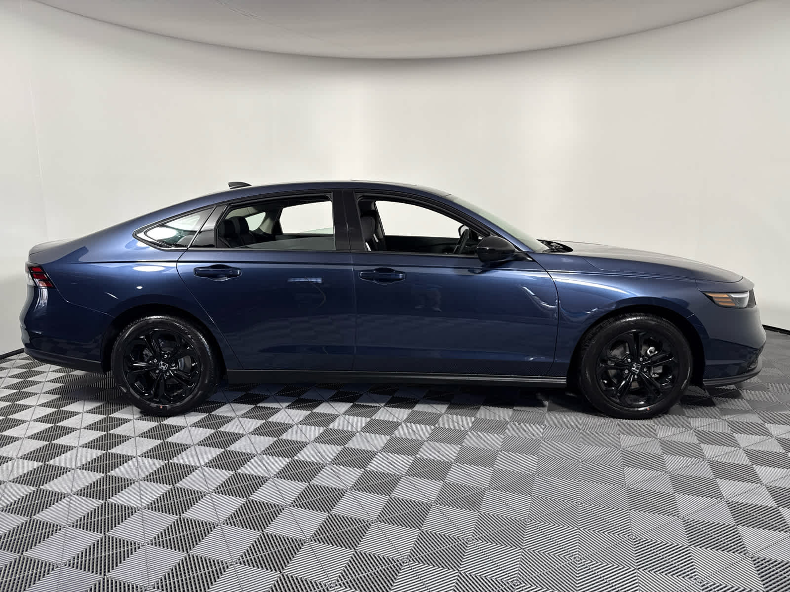 2025 Honda Accord 1.5T SE photo 8