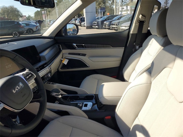 2025 Kia Telluride EX photo 9