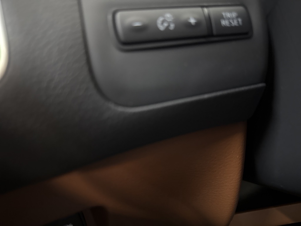 2024 Infiniti Q50 LUXE photo 13