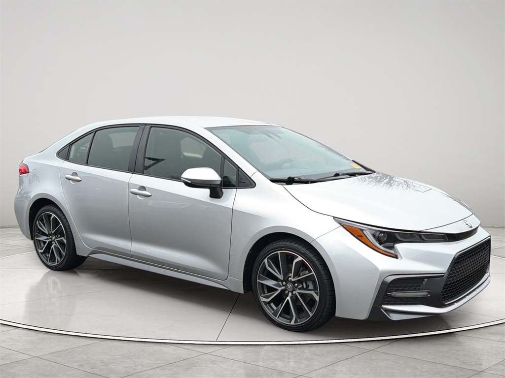 2022 Toyota Corolla SE's photo